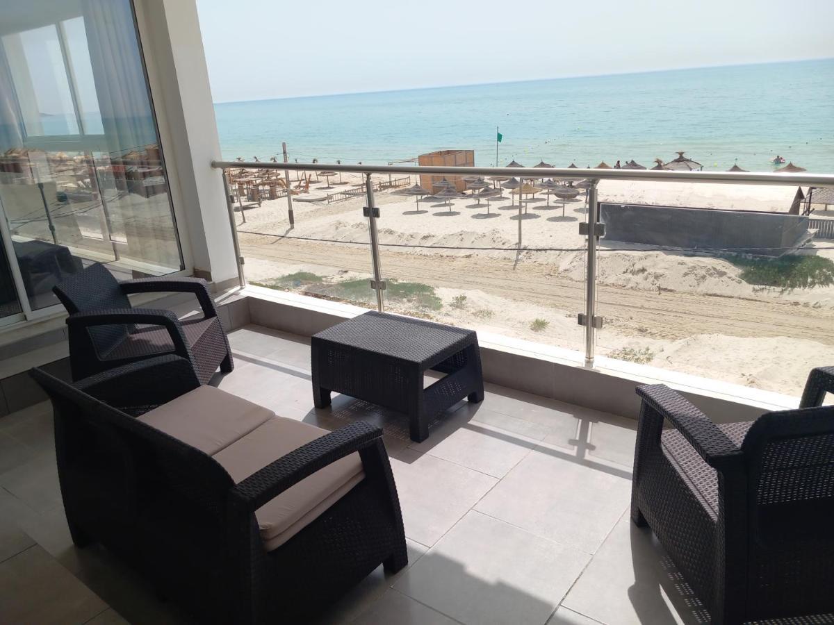 Ghar el-Melh Residence Les Rosiers מראה חיצוני תמונה